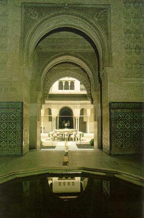 Sala de las Dos Hermanas. La Alhambra de Granada