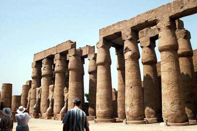 Sala hipetra de Luxor