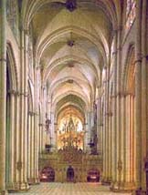 Nave central de la catedral de Toledo