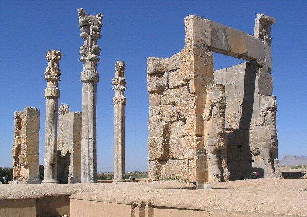 Perspolis: entrada con los toros alados (lamasu)